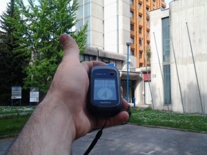 e_kompas_geografski_pes_slednik
