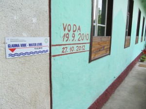 Pohlevna reka se dvigne tudi za 6 metrov